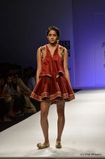 Model walk the ramp for Bhanuni by Jyoti Sharma Show at Wills Lifestyle India Fashion Week 2012 day 3 on 8th Oct 2012 (8).JPG